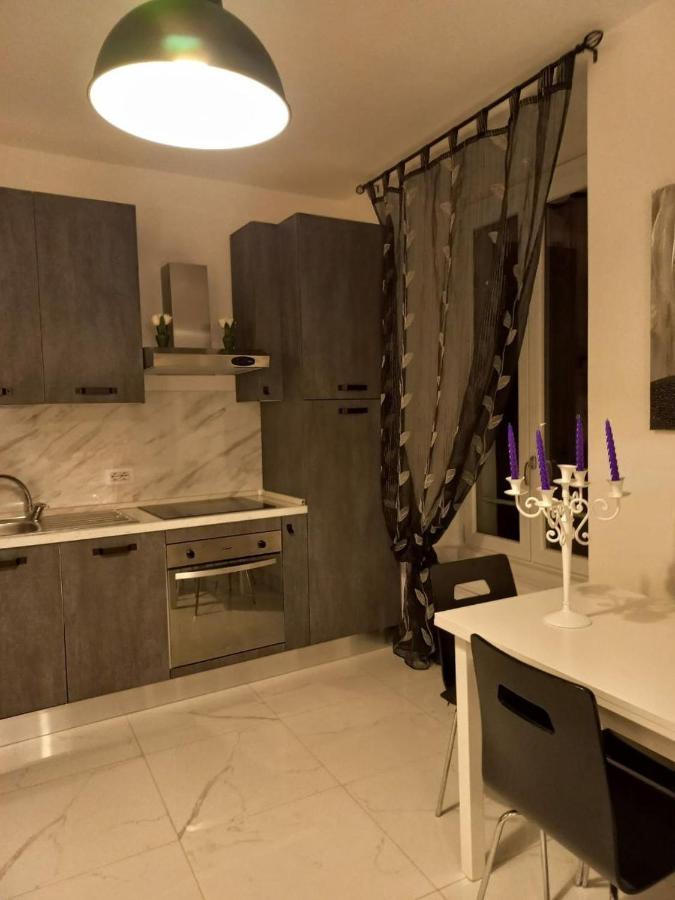 Violet Apartment Como Exterior photo